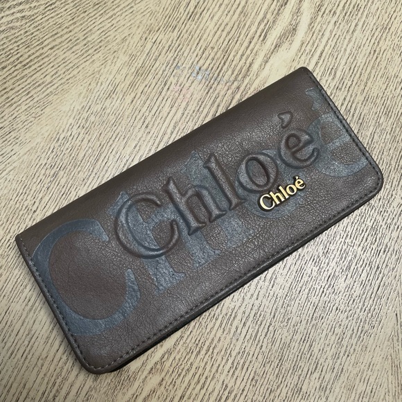 Chloé Brown Leather Wallet - Picture 1 of 4